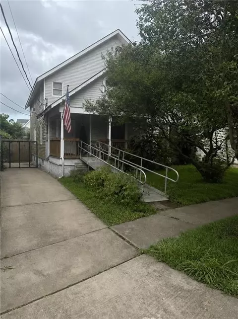 1841 Oleander St, Metairie, LA 70001