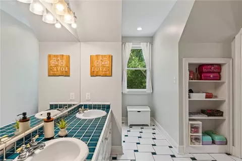 Bath - 71130 Riverside Dr, Covington, LA 70433 photo 6 of 6