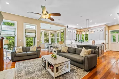 Living - 71130 Riverside Dr, Covington, LA 70433 photo 3 of 3
