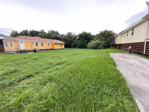 5725 Saint Anthony Ave, New Orleans, LA 70122