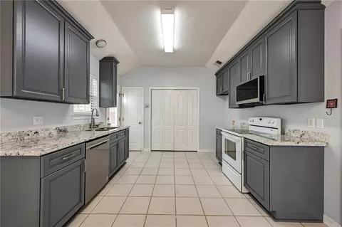 Kitchen - 35510 Devon Dr, Slidell, LA 70460 photo 1 of 2