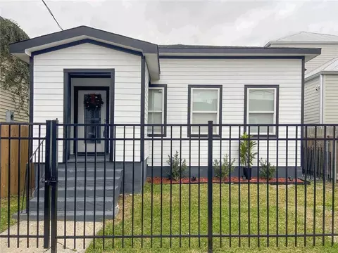 3507 Danneel St, New Orleans, LA 70115
