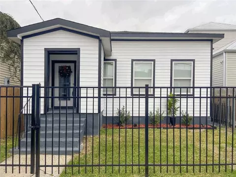 3507 Danneel St, New Orleans, LA 70115