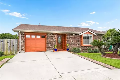2453 Taffy Dr, Kenner, LA 70065