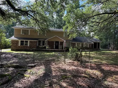 36 Gulf Camp Cir, Lumberton, MS 39455