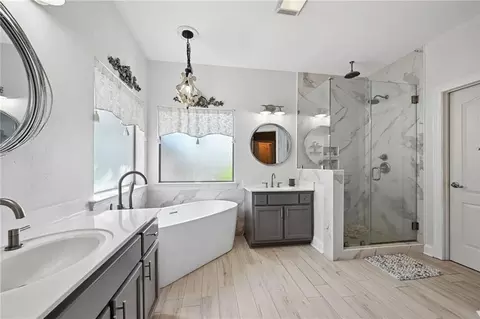 Bath - 2384 Cours Carson St, Mandeville, LA 70448 photo 1 of 3