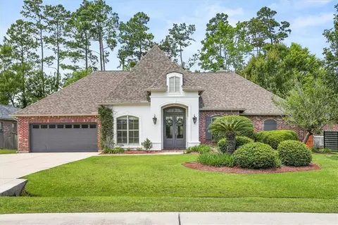 1174 Scarlet Oak Ln, Mandeville, LA 70448