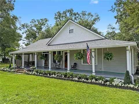 24900 1st St, Holden, LA 70744