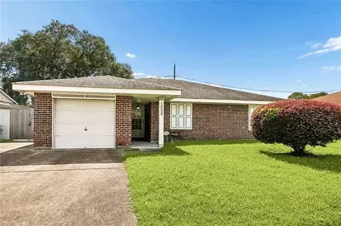 1008 Curtis St, Harvey, LA 70058