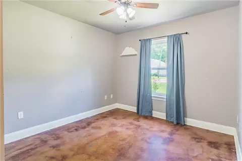 Bedroom - 70200 10th St, Covington, LA 70433 photo 3 of 5