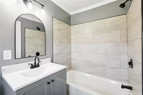 Bath - 5713 Third St, Violet, LA 70092 photo 1 of 3