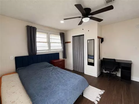 Bedroom - 712-714 Hanson Pl, Kenner, LA 70062 photo 2 of 2