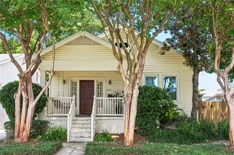 6145 Catina St, New Orleans, LA 70124
