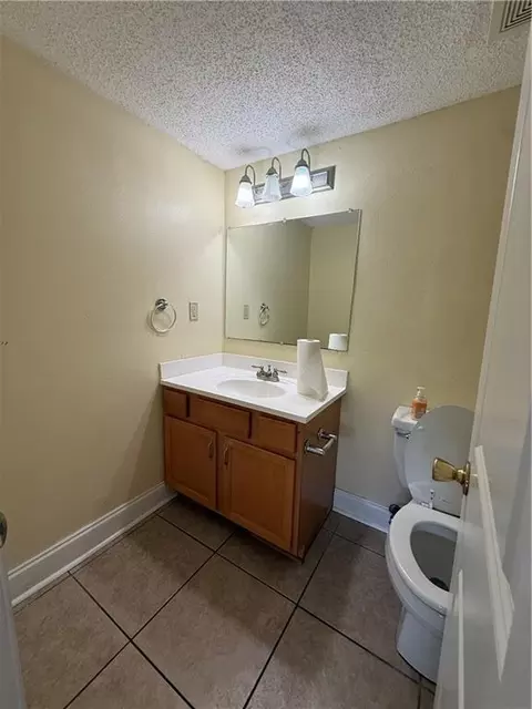 Bath - 3319 Hans Ave #E, Kenner, LA 70065 photo 6 of 6