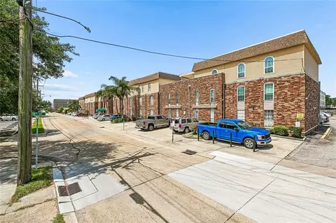 3320 N Arnoult Rd #122, Metairie, LA 70002
