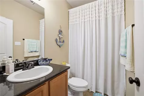 Bath - 20307 Palm Blvd, Covington, LA 70435 photo 3 of 3
