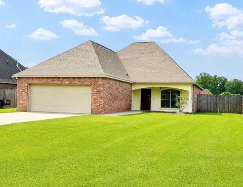 13134 N Montrose Dr, Denham Springs, LA 70726