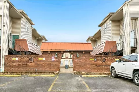 2500 Manson Ave #420, Metairie, LA 70001