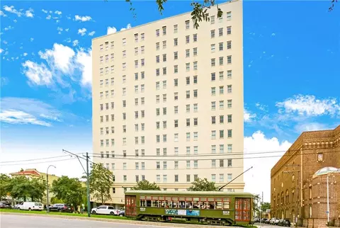 1205 St Charles Ave #1015, New Orleans, LA 70130
