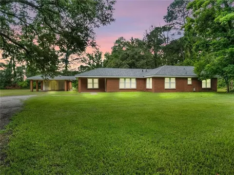6322 Third St, Alexandria, LA 71301