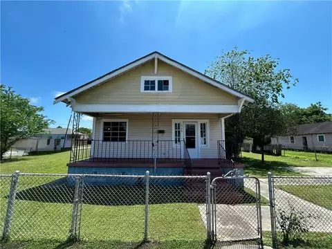 304 Leboeuf St, New Orleans, LA 70114