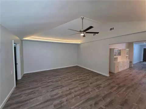 Living - 424 E Magee St, Covington, LA 70433 photo 3 of 5