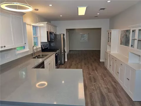 Kitchen - 424 E Magee St, Covington, LA 70433 photo 1 of 2
