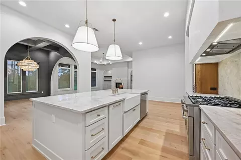 Kitchen - 4276 Cypress Point Dr, Covington, LA 70433 photo 2 of 2