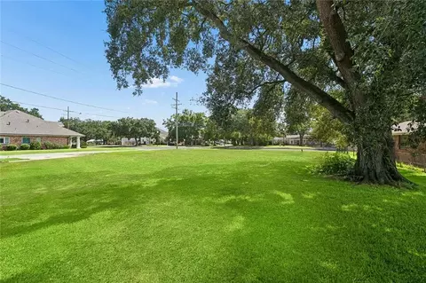 840 Bonnabel Apt A Blvd, Metairie, LA 70005