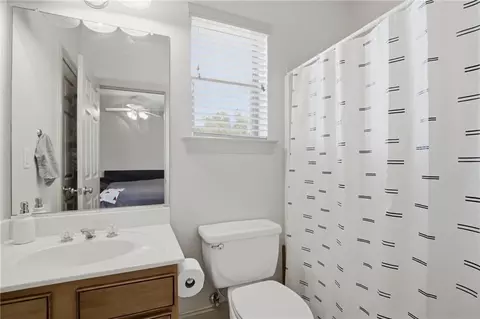 Bath - 575 Wilkinson St, Mandeville, LA 70448 photo 4 of 4