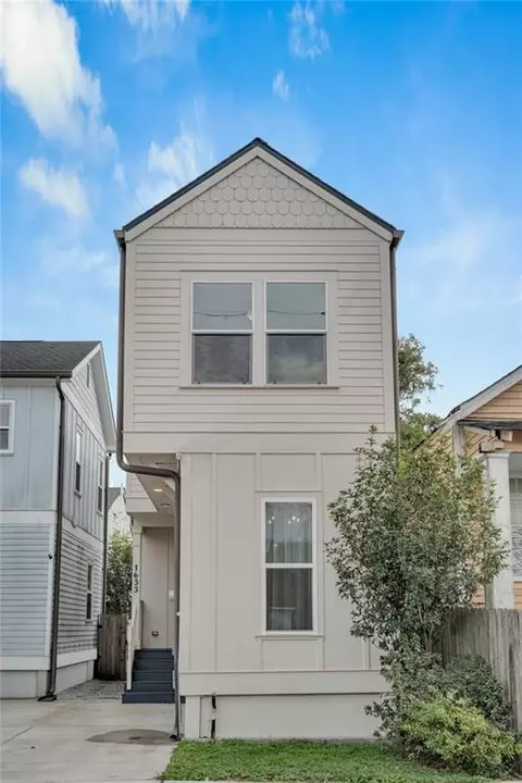 1633 Eagle St, New Orleans, LA 70118