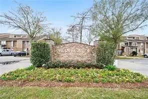215 Avant Garde Cir #215, Kenner, LA 70065