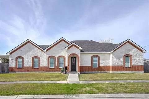 2504 Campagna Dr, Chalmette, LA 70043