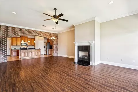 Living - 342 Nicklaus Dr, Slidell, LA 70458 photo 1 of 2