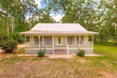 1500 Miller Ln, Bogalusa, LA 70427