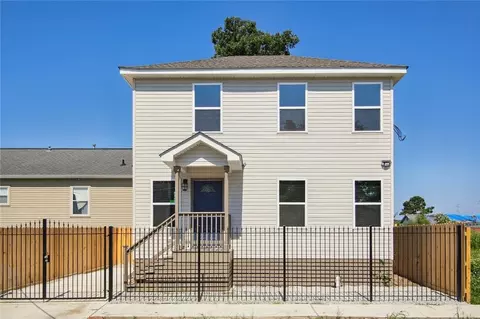 2421 S Roman St, New Orleans, LA 70125