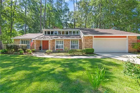 225 Shaunell Dr, Mandeville, LA 70448