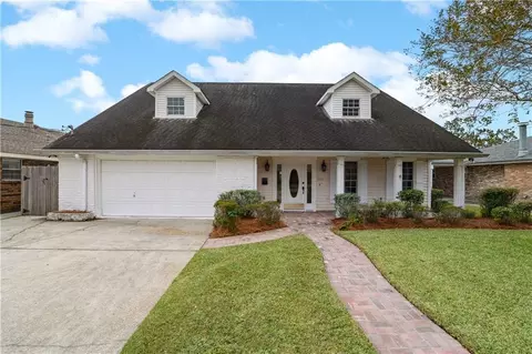 10128 Stacy Ct, River Ridge, LA 70123