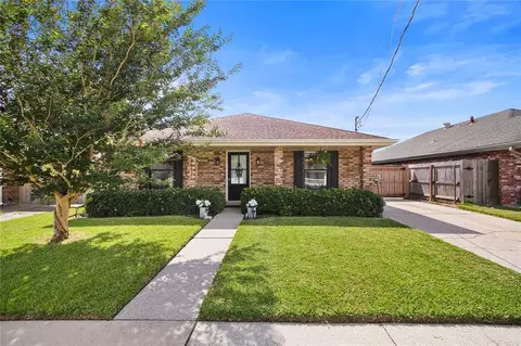 2512 Judy Dr, Meraux, LA 70075