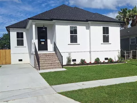 5321 Wingate Dr, New Orleans, LA 70122