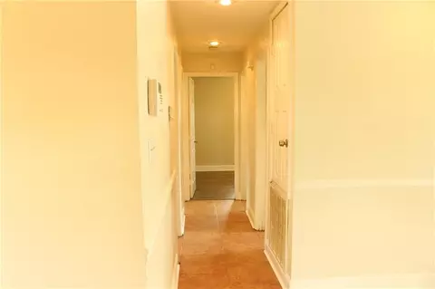Entry Way - 3747 Myrtle St, Slidell, LA 70458 photo 3 of 4