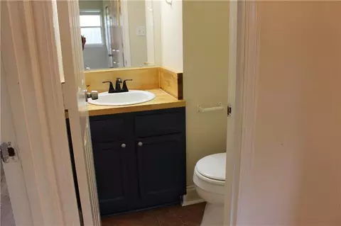 Bath - 3747 Myrtle St, Slidell, LA 70458 photo 2 of 2