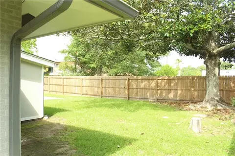 Exterior - 3747 Myrtle St, Slidell, LA 70458 photo 5 of 13