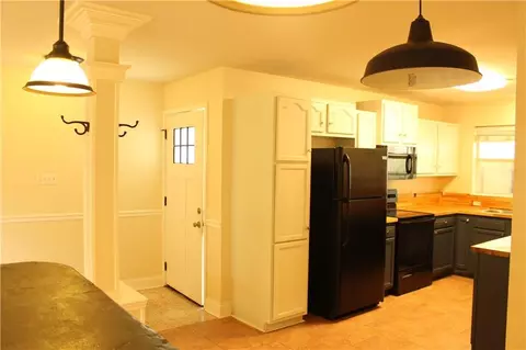 Entry Way - 3747 Myrtle St, Slidell, LA 70458 photo 1 of 4