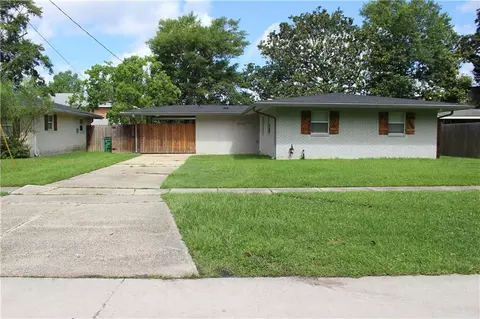 Exterior - 3747 Myrtle St, Slidell, LA 70458 photo 12 of 13