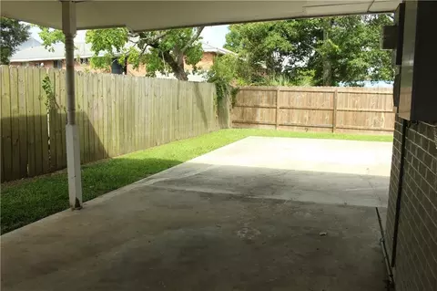 Exterior - 3747 Myrtle St, Slidell, LA 70458 photo 10 of 13
