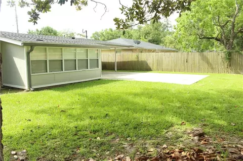 Exterior - 3747 Myrtle St, Slidell, LA 70458 photo 7 of 13