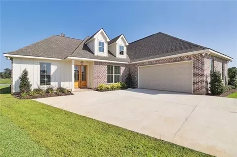 7158 Bedicove Dr, Madisonville, LA 70447