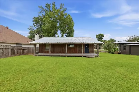 32533 Rainy Ln, Springfield, LA 70462