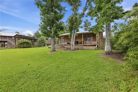 Exterior - 32533 Rainy Ln, Springfield, LA 70462 photo 5 of 5